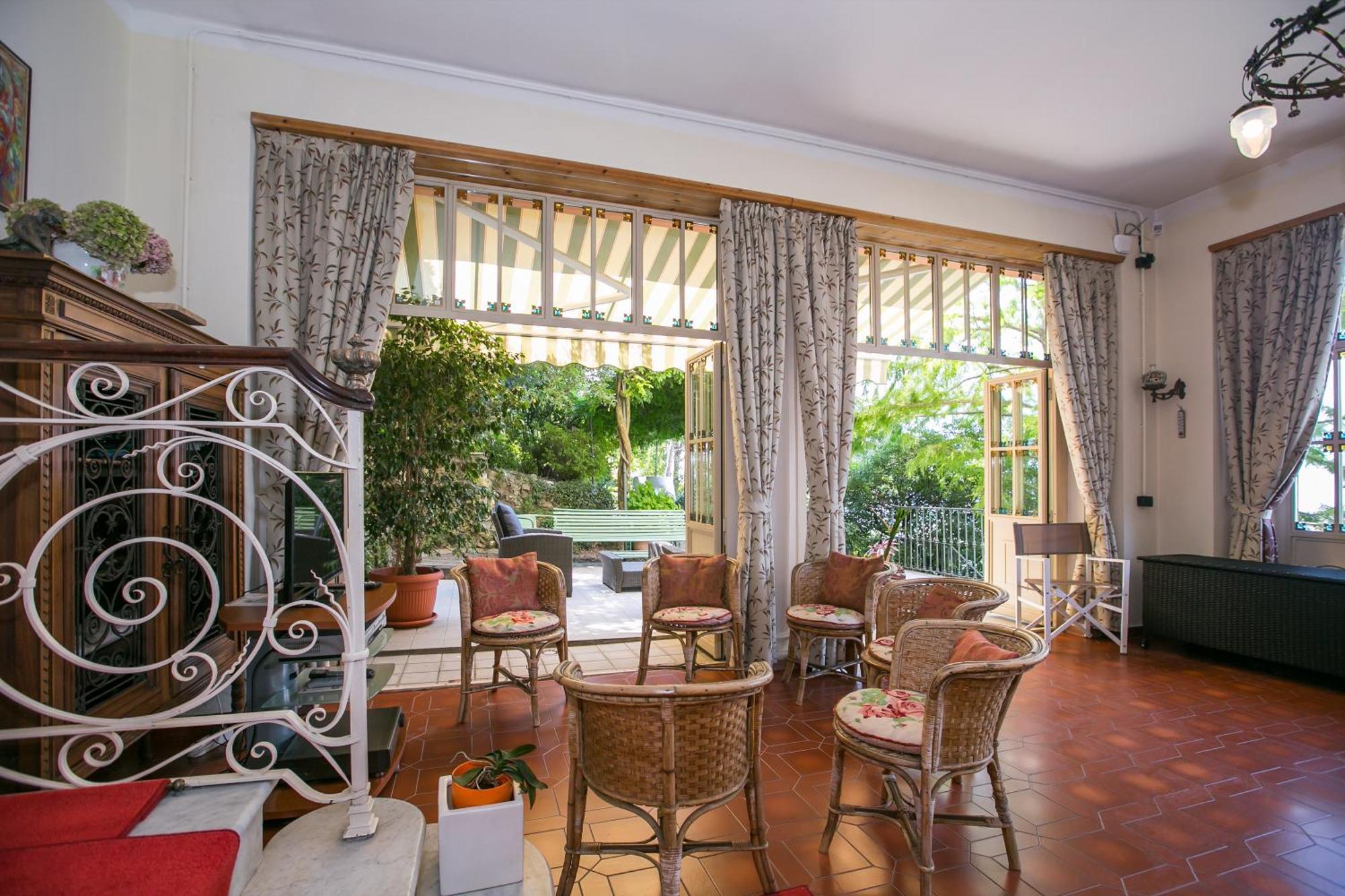 Villa Lucia Grande วาเรนนา ภายนอก รูปภาพ