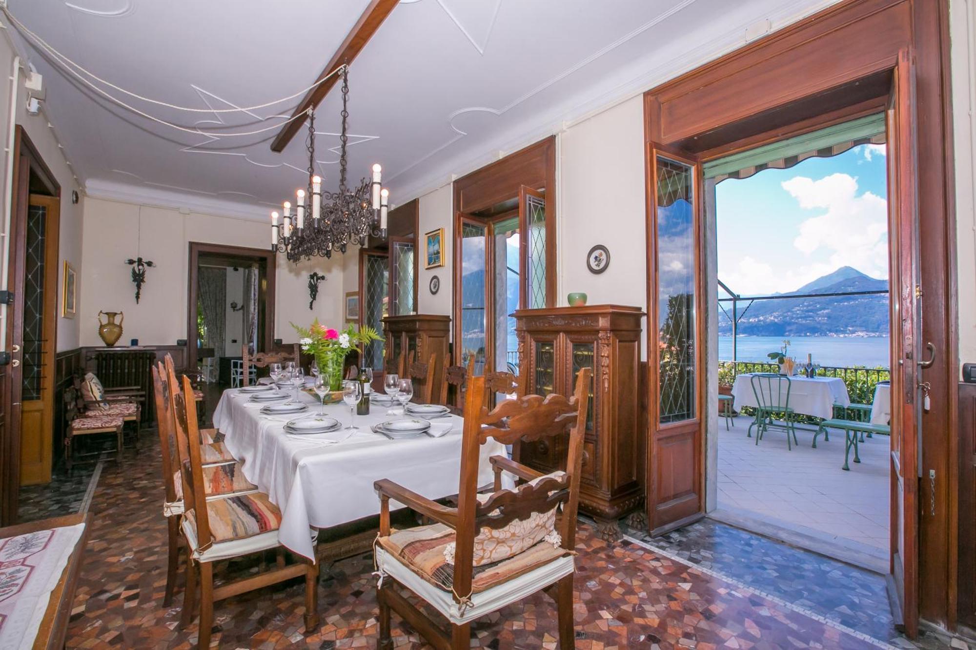 Villa Lucia Grande วาเรนนา ภายนอก รูปภาพ