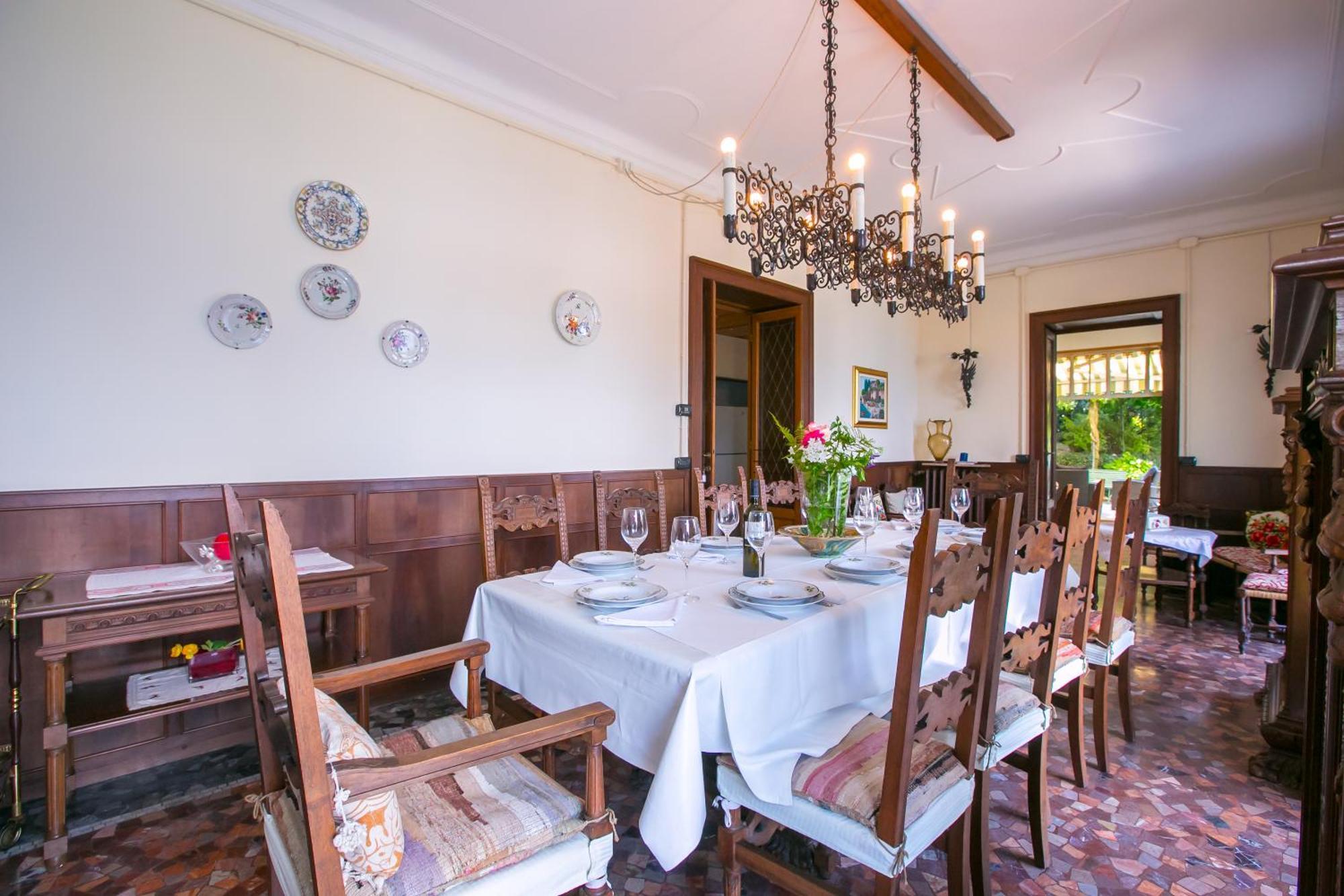 Villa Lucia Grande วาเรนนา ภายนอก รูปภาพ