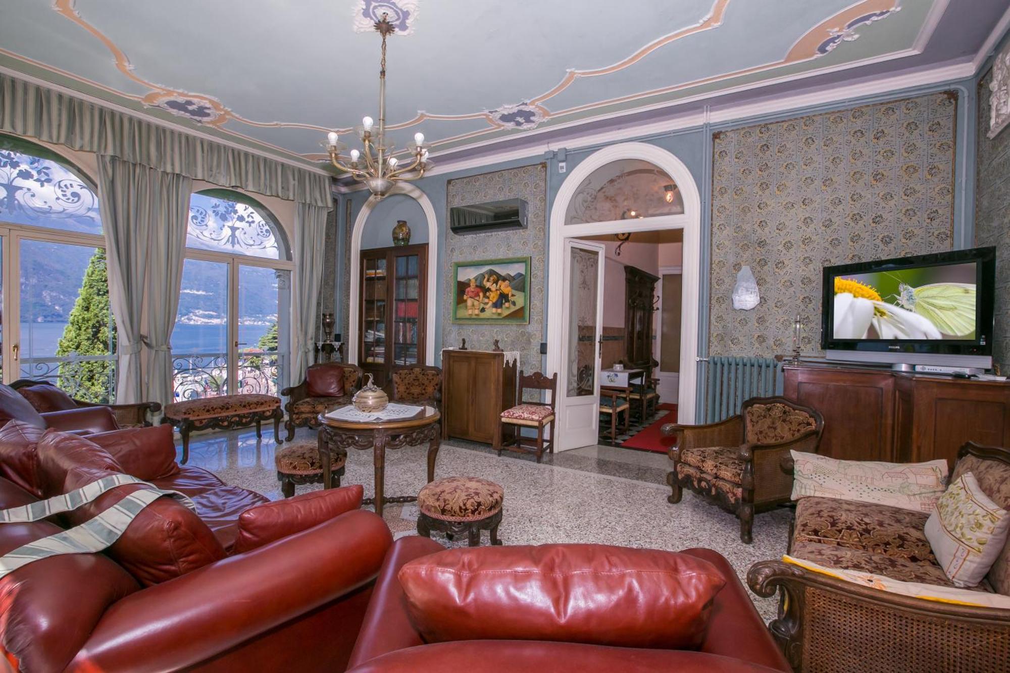 Villa Lucia Grande วาเรนนา ภายนอก รูปภาพ